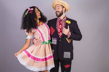 Festa Junina, Arraial, Festa de So Joo 'nun tipik kıyafetlerini giyen çift.. 