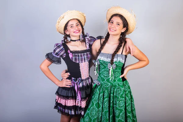 Mädchen Schwestern Freunde Brasilianer Mit Juni Party Kleidung Arraial Also — Stockfoto