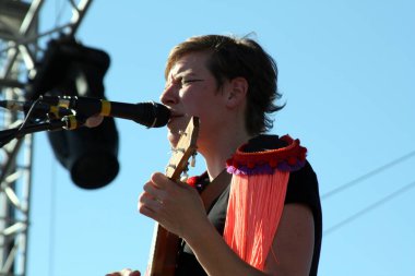 Coachella - Tune Yards - Merrill Garbus konserde