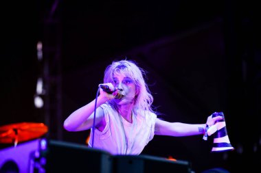 Boston Calling - Paramore - Haley Williams konserde