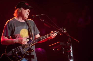 Austin City Limits - Neil Young ve Crazy Horse Konserde