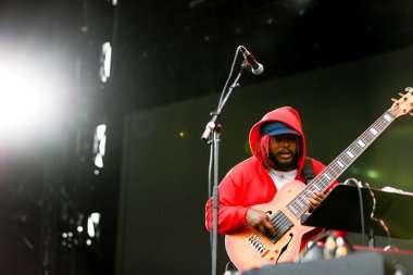 Boston Çağrı - Konserde Thundercat