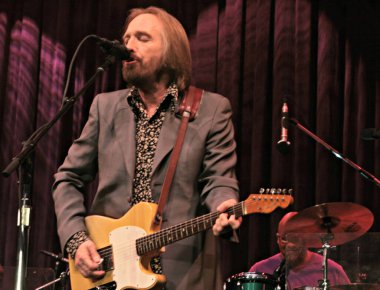 Bonnaroo Müzik ve Sanat Festivali - Tom Petty ve Heartbreakers konserde