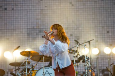 Vali Balosu - Floransa ve Konser Makinesi