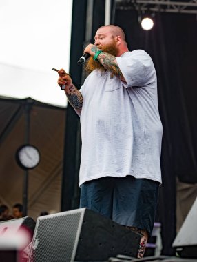 Vali Balosu - Aksiyon Bronson konserde