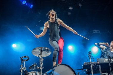 Vali Balosu - Matt ve Kim konserde