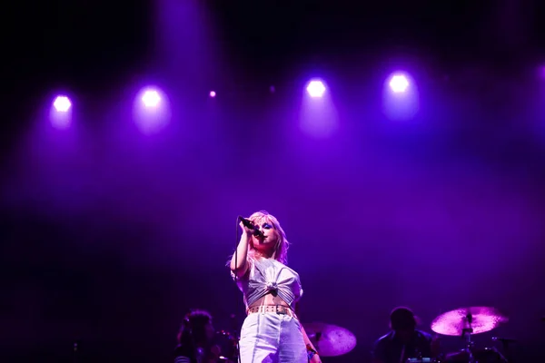 Boston Calling Paramore Haley Williams Концерті — стокове фото