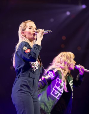 IHeart Radyo Jingle Ball - Iggy Azalea konserde