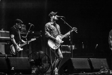 Vali Balosu - Gaslight Marşı Konserde