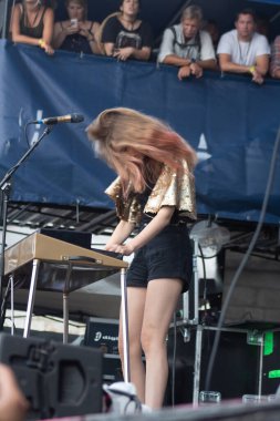 Newport Halk Festivali - Konserde ilk yardım çantası