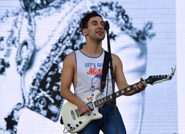 Vali Balosu - Tribünler - Jack Antonoff Konserde