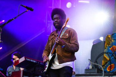 Vali Balosu - Michael Kiwanuka konserde