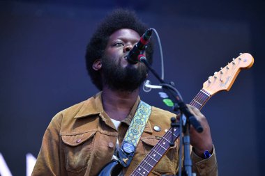 Vali Balosu - Michael Kiwanuka konserde