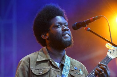 Vali Balosu - Michael Kiwanuka konserde