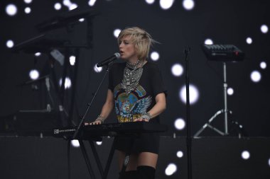 Vali Balosu - Konserde Phanotgram