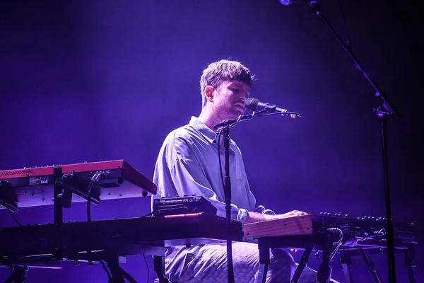 Vali Balosu - James Blake konserde