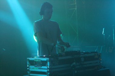 SXSW - Konserde Tamamen Devasa Nesli Tükenmiş Dinozorlar