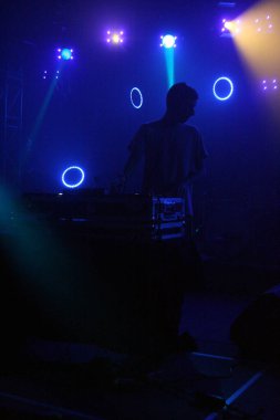 SXSW - Konserde Tamamen Devasa Nesli Tükenmiş Dinozorlar