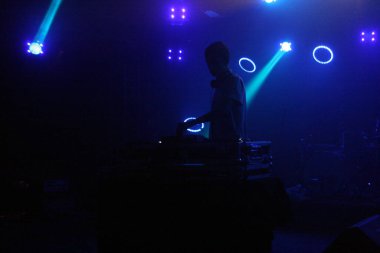 SXSW - Konserde Tamamen Devasa Nesli Tükenmiş Dinozorlar