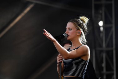 The Meadows - Marian Hill konserde