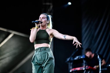 Meadows - Kuluçkaya yatar