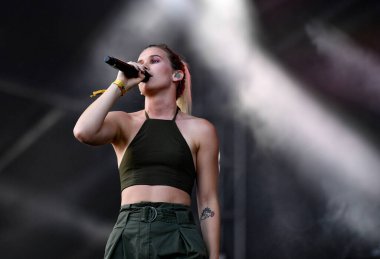 Meadows - Kuluçkaya yatar