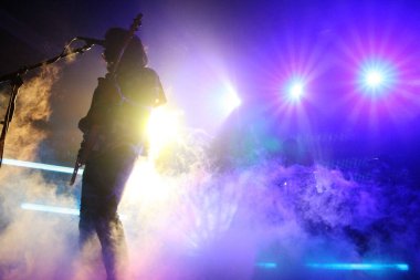 Yeasayer, New York 'taki Terminal 5' te konser verdi.