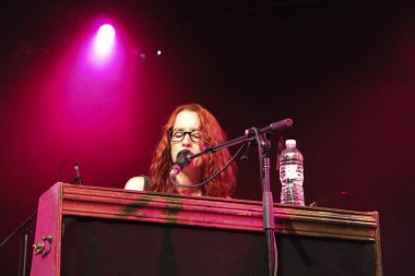 Ingrid Michaelson, New York 'taki Best Buy Tiyatrosu' nda konser veriyor.