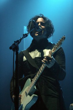 Jack White, New York 'taki Roseland Balo Salonu' nda konser veriyor.