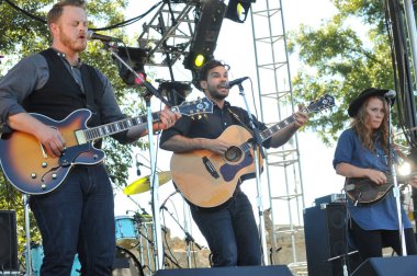 Austin City Limits - Yalnız Bellow konserde