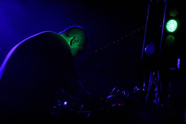 Dan Deacon New York 'ta konserde