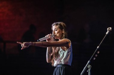 Christina Perri Long Island 'daki Paramount Tiyatrosu' nda konser verdi.
