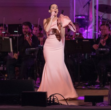 Katy Perry, David Lynch Vakfı Yardım Derneği 'nde sahneye çıkıyor.