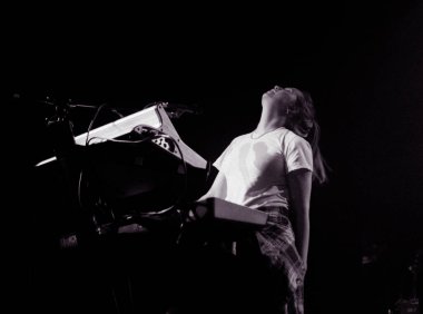 Clean Cut Kid konserinde