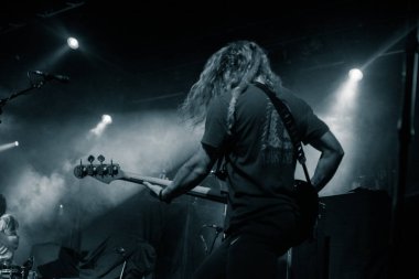 Clean Cut Kid konserinde