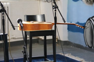 Coast Modern - Luke Atlas ve Coleman Trapp Brooklyn 'de bir film seansı