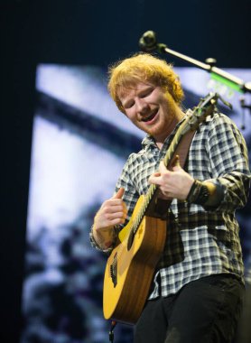 Ed Sheeran, New Jersey Prudential Center 'da konser verdi.