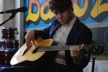 Echosmith Brooklyn 'de bir film çekiyor.