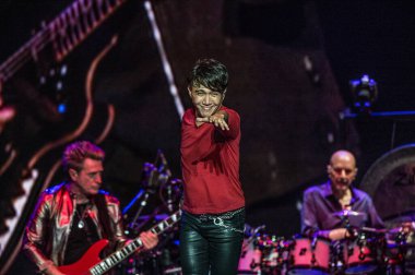 PNC Banka Sanat Merkezi 'nde konserde seyahat