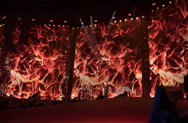 Metallica, James Hetfield ve Lars Ulrich konserde