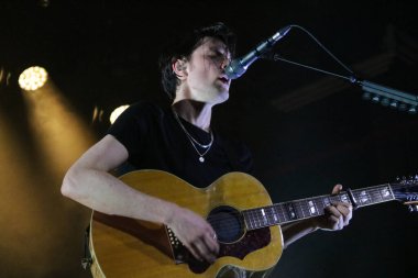 New York 'taki Brooklyn Steel konserinde James Bay