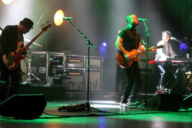 Jason Isbell New York 'taki Beacon Tiyatrosu' nda konser verdi.