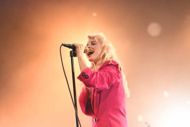 Brooklyn 'deki Barclays Center' dan Paramore konserinde