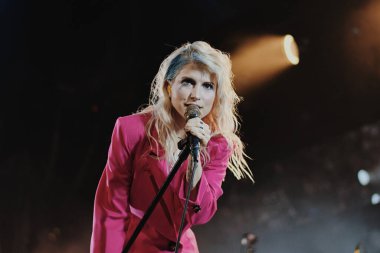 Brooklyn 'deki Barclays Center' dan Paramore konserinde