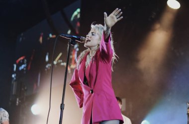 Brooklyn 'deki Barclays Center' dan Paramore konserinde