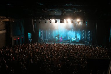 Oh Wonder - Anthony Vander West ve Josephine Vander West Brooklyn Çelik 'te konserde