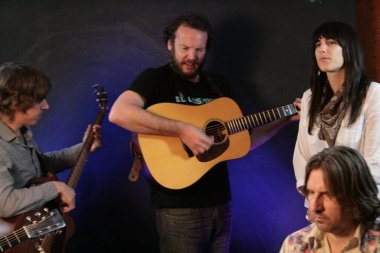 Nicki Bluhm, New York 'ta bir film çekimi yapıyor.