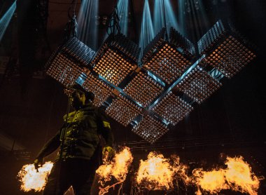 The Weeknd, New York 'taki Madison Square Garden' da konser veriyor.