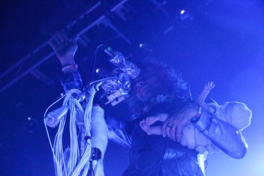 Flaming Lips, New York 'taki 5 numaralı terminalde konser veriyor.