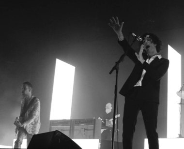 1975 New York 'taki Barclays Center konserinde